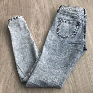 Acid Wash Skinny Jeans